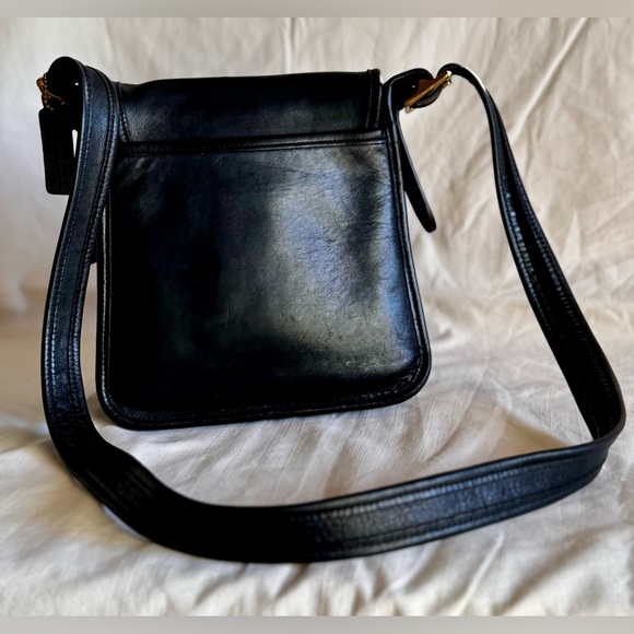 Vintage COACH Legacy Studio Flap Purse Cross Body Bag - Picture 6 of 16